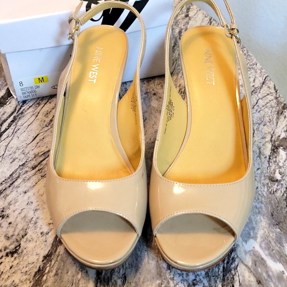 Nine west taupe heels